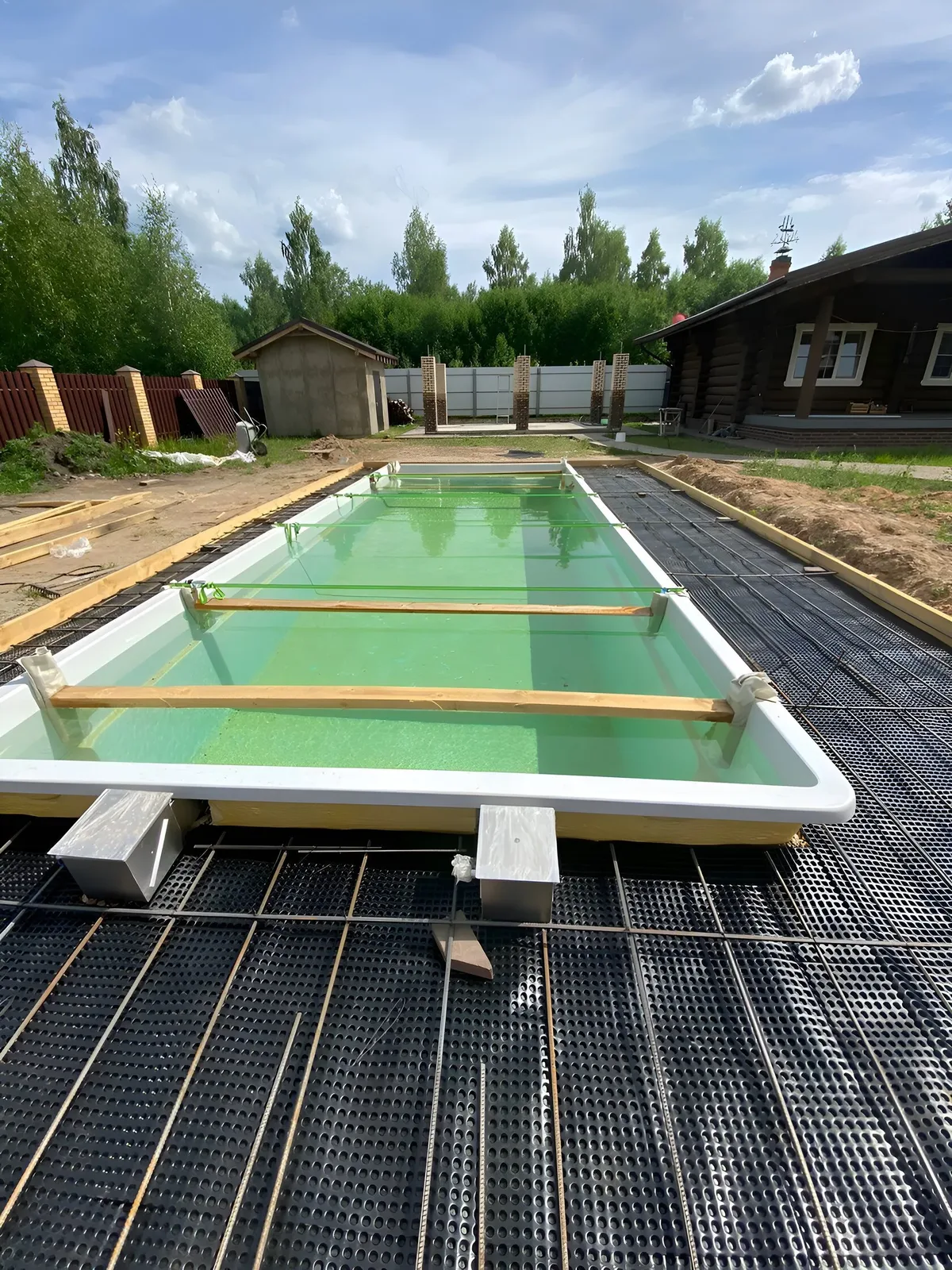 Laguna 9 — вечернее освещение в Салавате