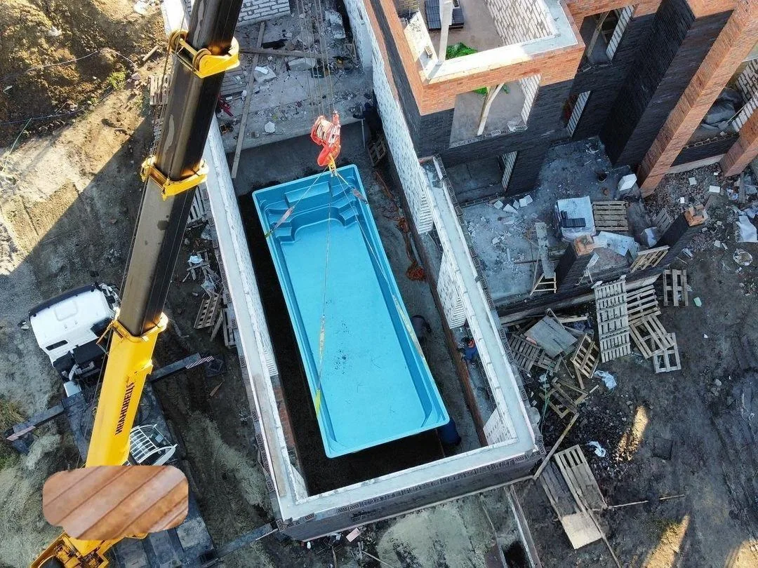 Laguna 9 — зона отдыха у бассейна в Салавате